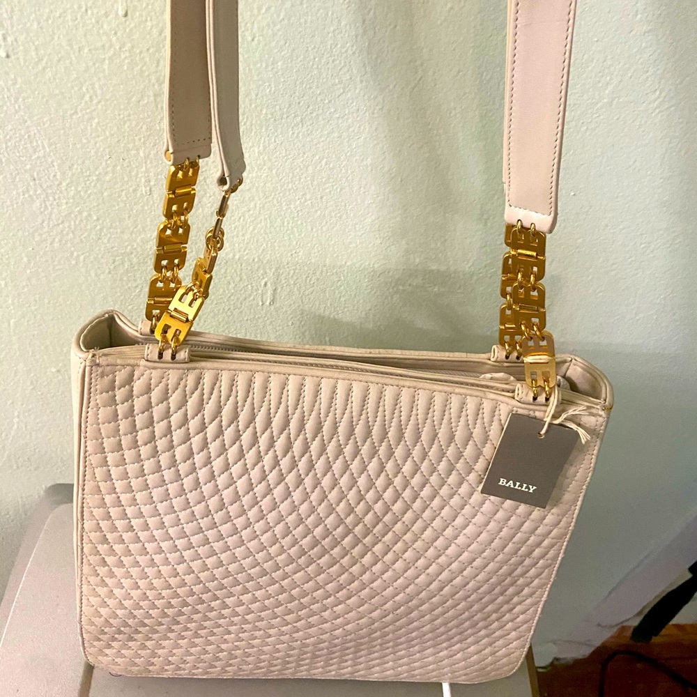 NWT Cream Leather Handbag.